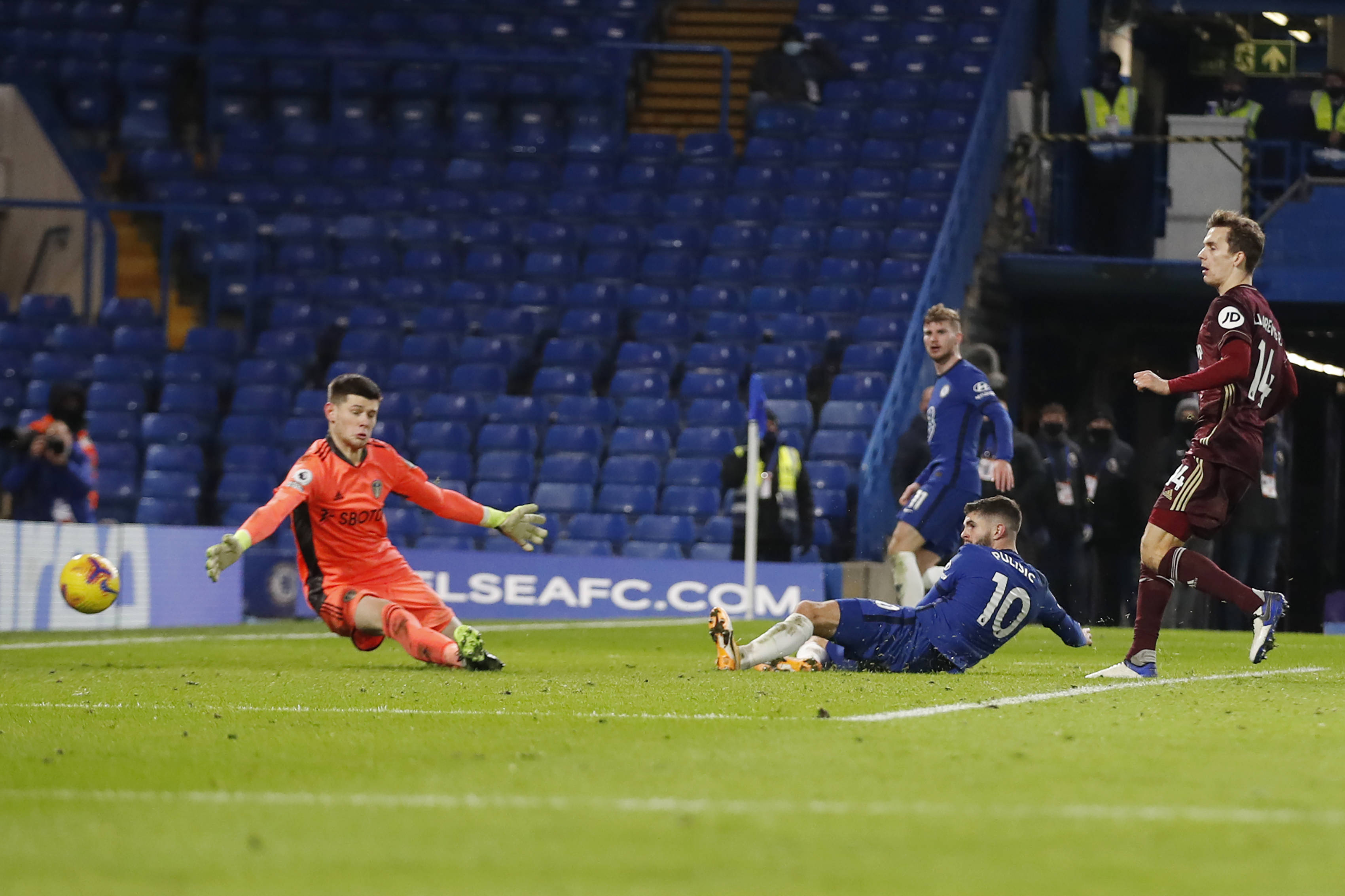 在赛场上专 在赛场上专