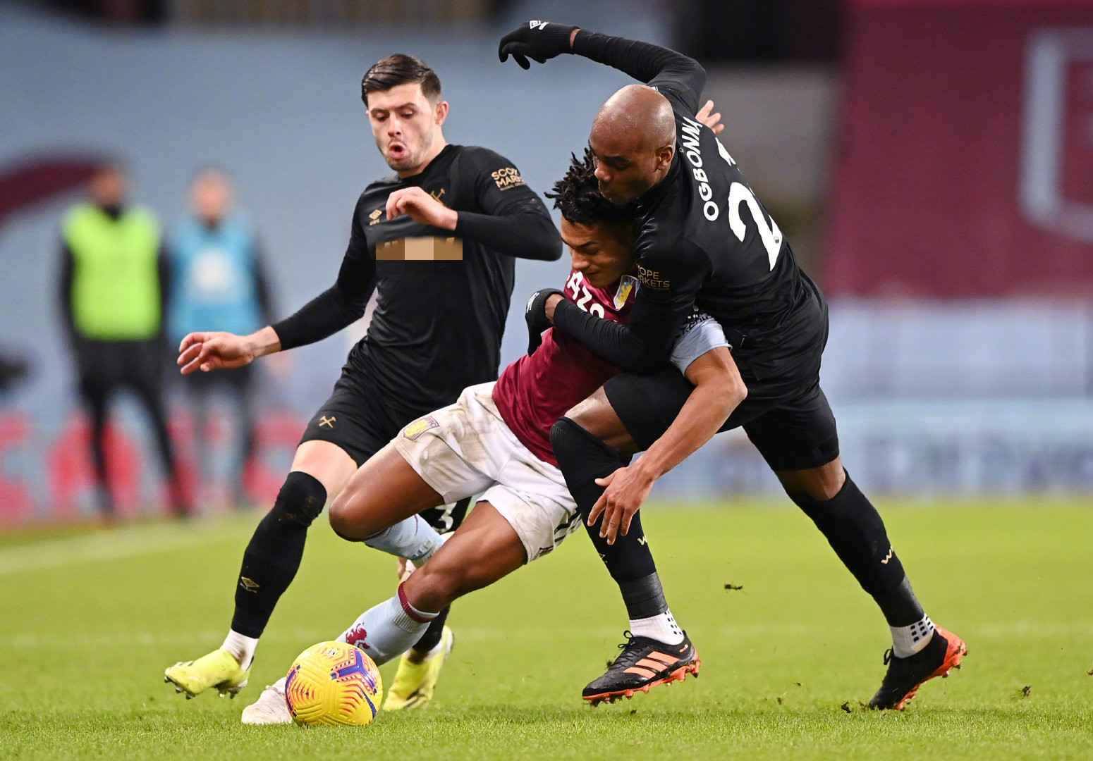 他对年轻球 他对年轻球